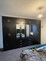 8 door wardrobe with mirror drawers - Image 7